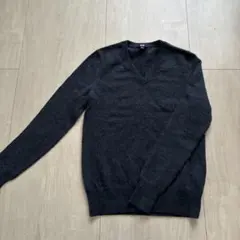 UNIQLO カシミヤVネックセーター