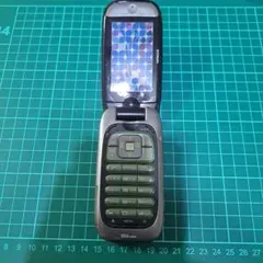 W41H au ガラケー HITACHI　携帯電話　本体のみのサムネイル
