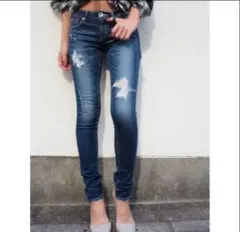 GYDA BACK RIPPED スキニーデニムパンツ Mのサムネイル