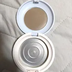 サナ　毛穴パテ職人　ミネラルBB