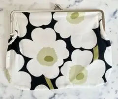 《最終価格》新品未使用☆marimekko ☆がま口ポーチ