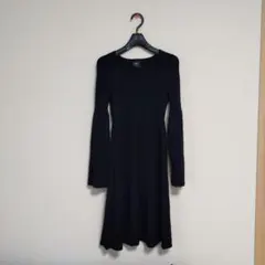 VICKY黒ワンピース　リボン付