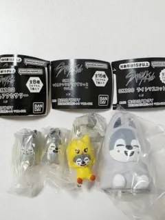 SKZOO ウルフチャン ライトマスコット めじるしアクセサリー セット