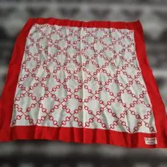 CELINE シルク ハンカチ チェーンパターン