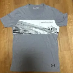 UNDER ARMOUR グレー Tシャツ