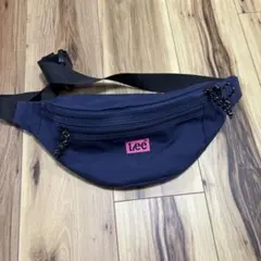 Lee ボディバッグ ネイビー