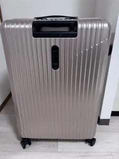 イノベーター 55L カフェラテ スーツケース - メルカリ