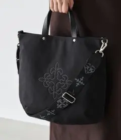 Item thumbnail for item 5aa996fa-7655-42e2-b18b-2bf31fa0a18f