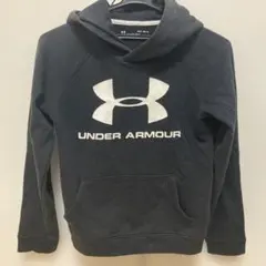 UNDER ARMOUR ブラック フード付きパーカー YLG