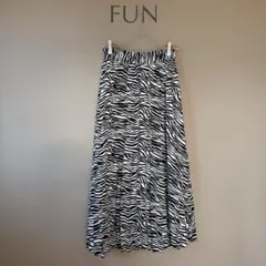 【FUN ファン】FREE　ゼブラ柄　プリーツスカート　ロング丈　ウエストゴム