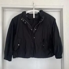 イング　フード付きブラックジャケット