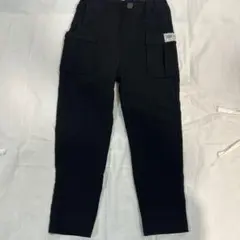 ブラックカーゴパンツ スリム　ストレッチあり　　110