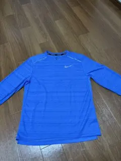 Nike Dri-Fit M ブルー ロングTシャツ