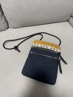 APC アーペーセー　ショルダーバッグのサムネイル