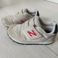 New Balance 【ニューバランス】15.0cmベージュ スニーカー