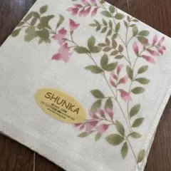 SHUNKA ガーゼハンカチ ベージュ　花柄　葉っぱ柄　新品　日本製のサムネイル