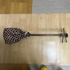 Item thumbnail for item 81b56475-4d36-41b5-ad7c-9a9d5d93630d