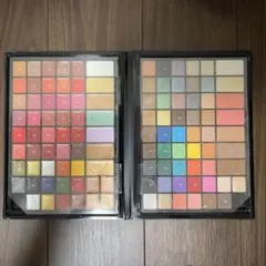 美容専門学校　Ledom トータルメイクパレット110色　コスプレ　プロメイク