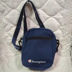 Champion ミニ ショルダーバッグ ネイビー / サコッシュのサムネイル