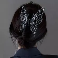メタルヘアクリップ　バタフライ.蝶(大) メタリックブラック　韓国