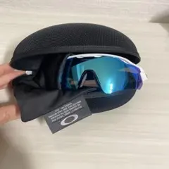 Oakley サングラス ホワイトフレーム ゴールドロゴ