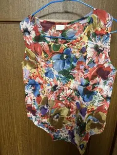 フラワータンクトップ ノースリーブ