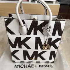 GWお値引き価格 MICHAEL KORS ロゴプリント ショルダーバッグ