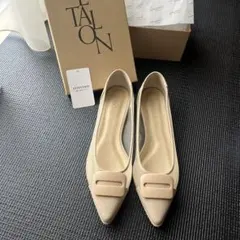 LE TALON ベージュ ポインテッドトゥ フラットシューズ