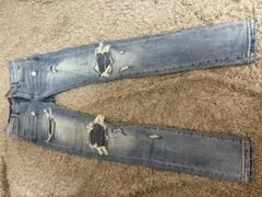 mnml ダメージデニム