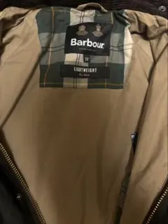 Barbour LIGHTWEIGHT ブラックジャケットのサムネイル