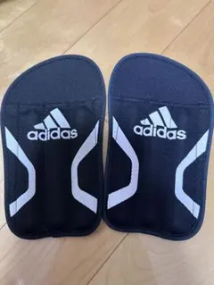 サッカー　フットサル　すねあて
