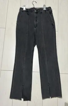 Item thumbnail for item 085b5dfb-4c32-4c9d-98dd-01ea65ce259c