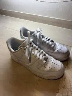 NIKE Air Force 1 ホワイトのサムネイル