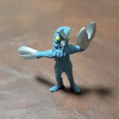 バルタン星人 フィギュア ソフビ ウルトラマンのサムネイル