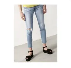 AZULbymoussy クラッシュカットオフクロップドスキニーデニム　マウジー