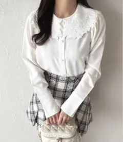 apres jour リボン刺繍BIG襟ブラウスのサムネイル