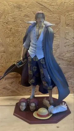 ONE PIECE シャンクス POP お値下げ可能です。