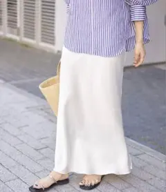 IENA ダブルサテンスカート　ホワイト　38サイズ