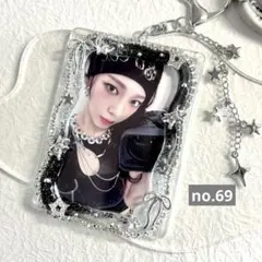 69. トレカケース　トレカキーホルダー　レジンデコ　y2k バレエコア