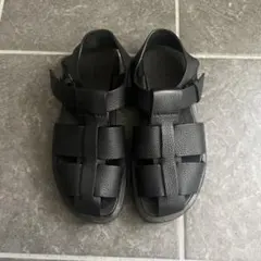 THE ROW FISHERMAN サンダル　BLACK 37のサムネイル