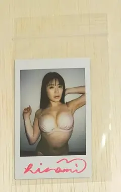 超絶可愛い☆浜辺やよい 直筆サイン入りチェキ☆ランジェリー① - メルカリ