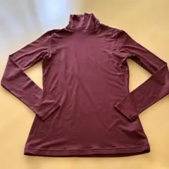 UNIQLO HEATTECH タートルネック長袖Tシャツ
