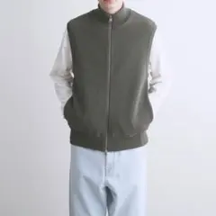 Item thumbnail for item 418e4bef-27ae-4a43-a86f-fb2e9c2bcf24