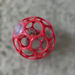オーボール　oball 赤ちゃん　おもちゃ　レッドのサムネイル