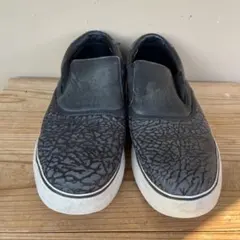 NIKE SB ゼブラスニーカー