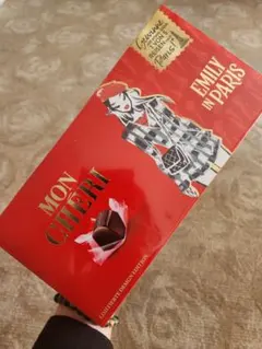 MON CHERI（モンシェリ）のチョコレートのサムネイル