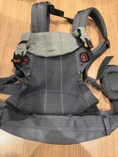 美品　ベビービョルン　ハーモニー抱っこ紐 グレー メッシュ