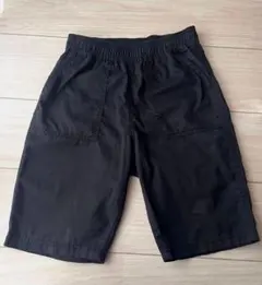 トップバリュ 黒 ハーフパンツ 140