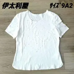 伊太利屋☆輝くビジュー装飾☆ホワイト☆半袖Tシャツのサムネイル