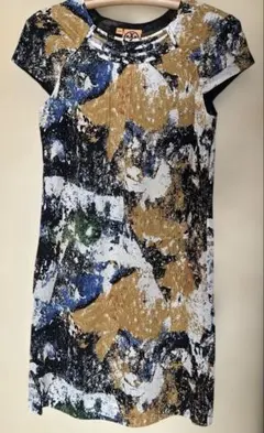 TORY BURCH トリーバーチ 総柄 半袖ワンピース 0サイズのサムネイル